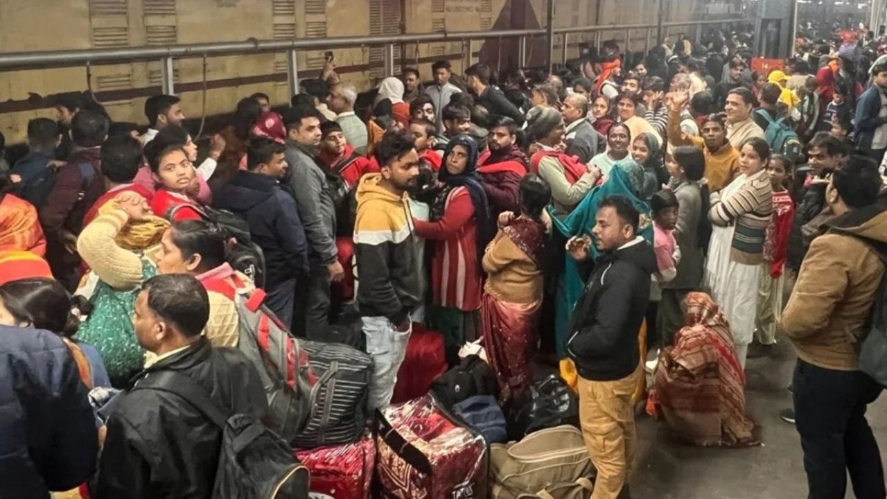 Maha Kumbh में सुरक्षा के लिए प्रयागराज संगम स्टेशन बंद, 28 फरवरी तक रहेगा प्रभाव