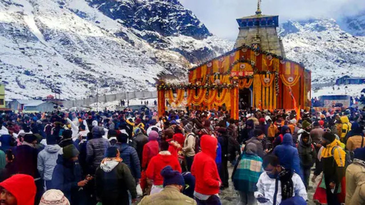 Char Dham Yatra: अप्रैल से शुरू, ऑफलाइन पंजीकरण की सुविधा भी उपलब्ध