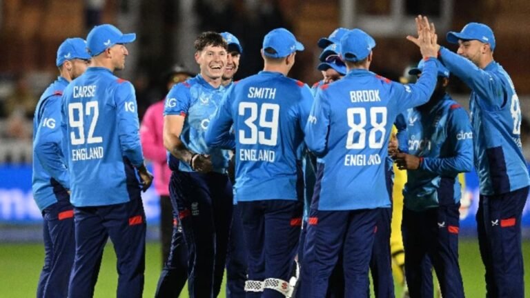AUS vs ENG: ऑस्ट्रेलिया बनाम इंग्लैंड मैच से पहले भारतीय राष्ट्रगान बजने से पाकिस्तान की विश्व के सामने किरकिरी