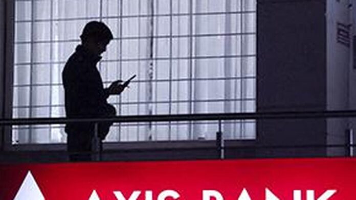 Axis Bank executes aircraft financing deal from GIFT City IFSC unit