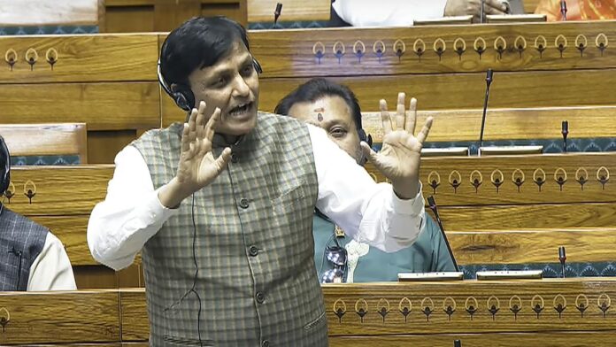 Bill to streamline service related to immigration, foreigners introduced in Lok Sabha