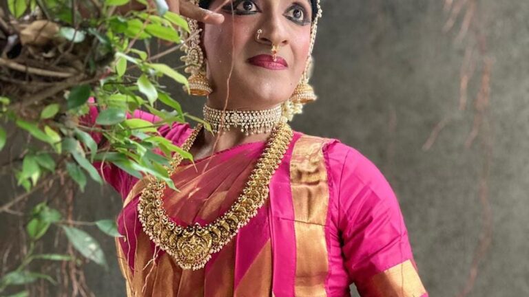 How playing female roles alter male artistes’ gender perspective 