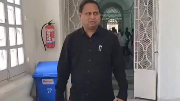  Will abide by party discipline, says Trinamool MLA Humayun Kabir 