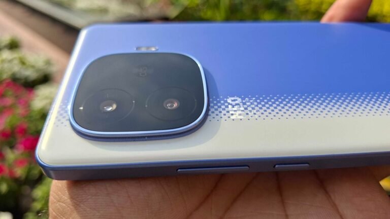 iQOO Neo 10R vs Poco X7 Pro vs Nothing Phone 3a: Which is best phone under  ₹25,000? | Mint